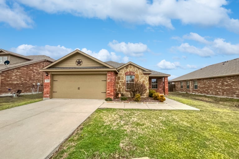 See details about 2907 Englenook Dr, Seagoville, TX 75159