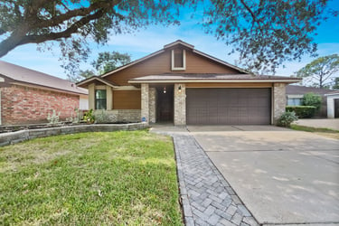 See details about 11211 Windmark Dr, Houston, TX 77099