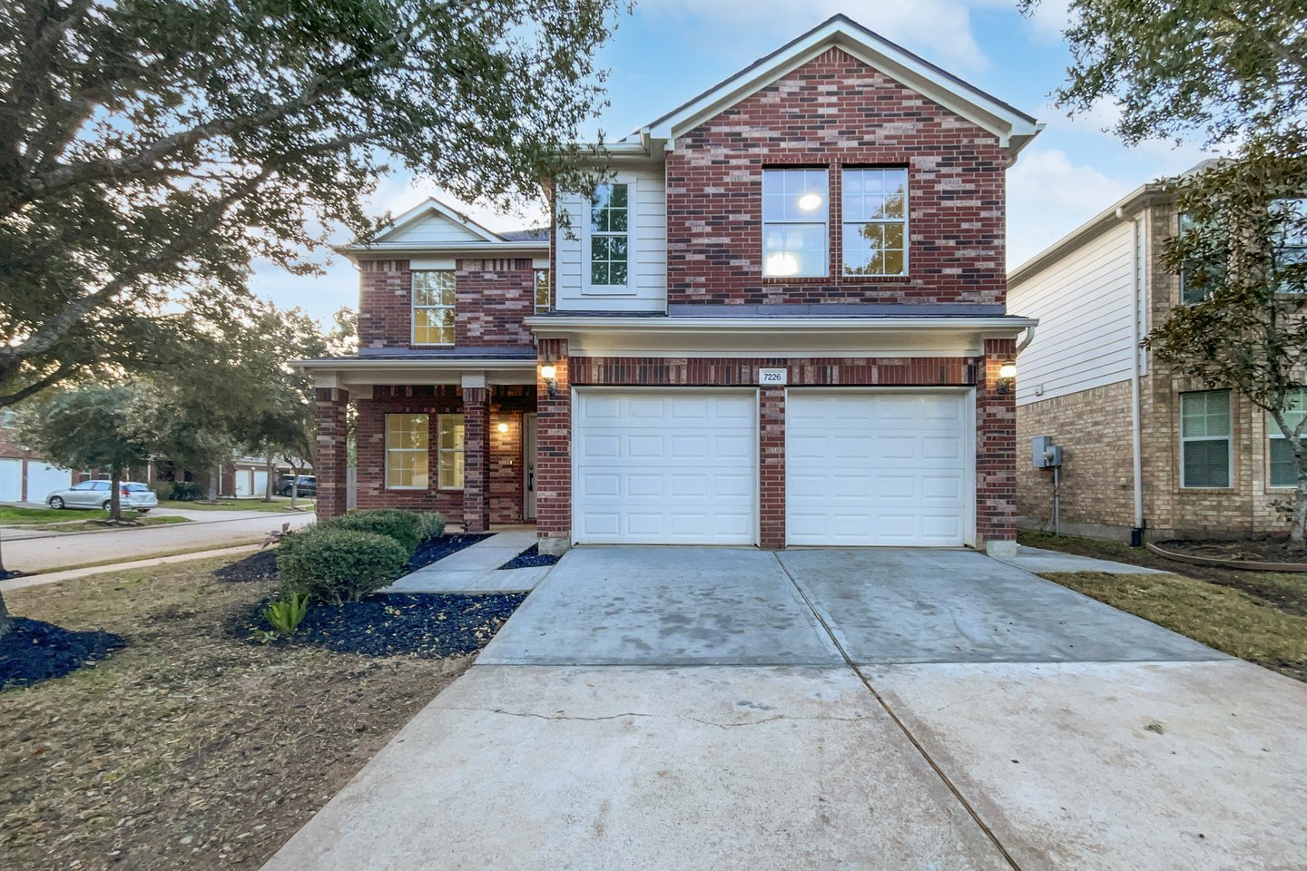 7226 Ravenswood, Missouri City, TX 77459 On Sale Now for 390,000