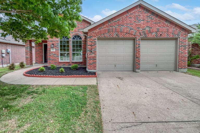See details about 1034 Ingram Dr, Forney, TX 75126