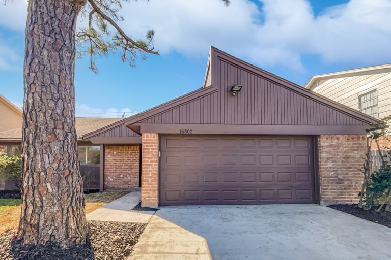 See details about 16502 Lonesome Quail Dr, Missouri City, TX 77489