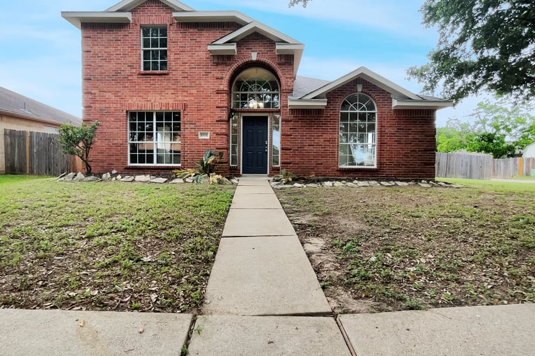 See details about 6531 Alisa Ln, Houston, TX 77084