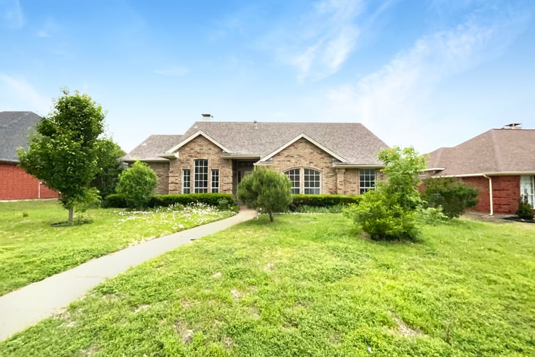 See details about 1305 Cardigan St, Garland, TX 75040