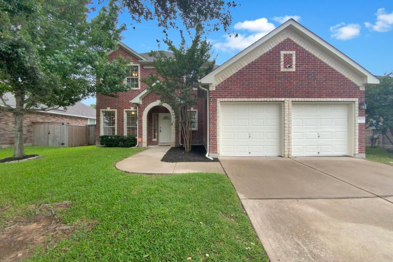 See details about 11628 Sunny Creek Ln, Manor, TX 78653