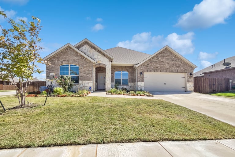 See details about 11208 Culberson Dr, Aubrey, TX 76227