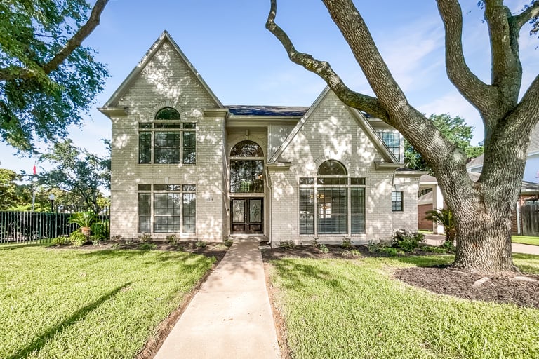See details about 12126 Ashley Circle Dr W, Houston, TX 77071