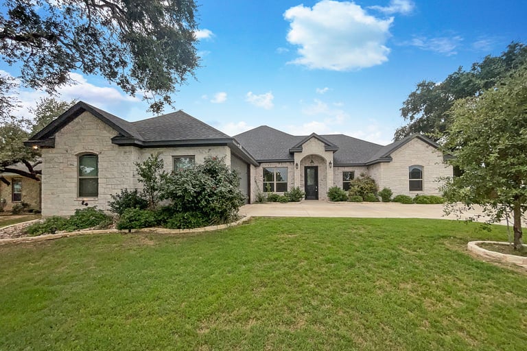 See details about 3712 Verde Hills Trl, Granbury, TX 76049