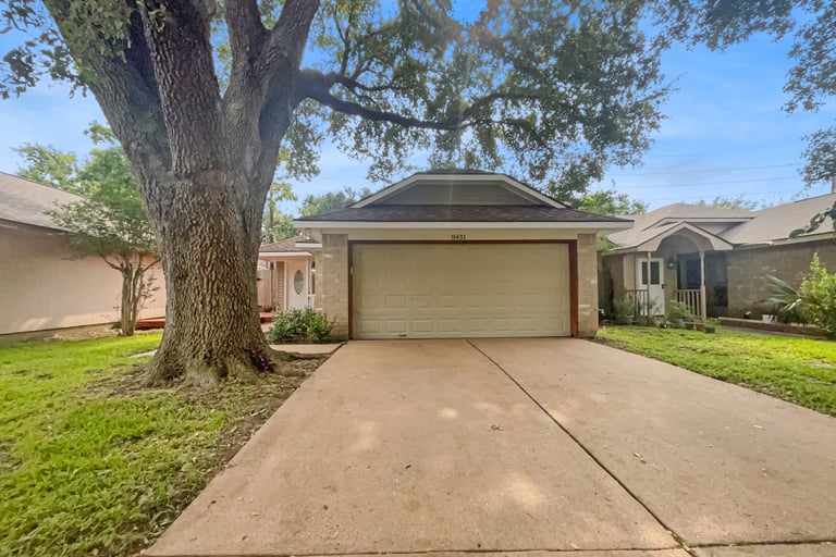 See details about 8431 Ashlawn Dr, Houston, TX 77083