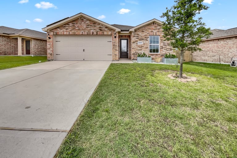 See details about 22727 Overland Bell Dr, Hockley, TX 77447