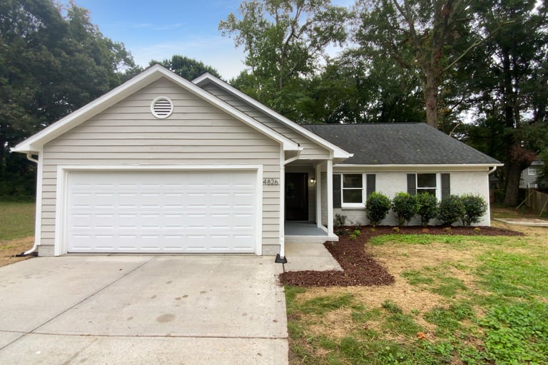See details about 4826 Carnbrook Pl, Charlotte, NC 28212