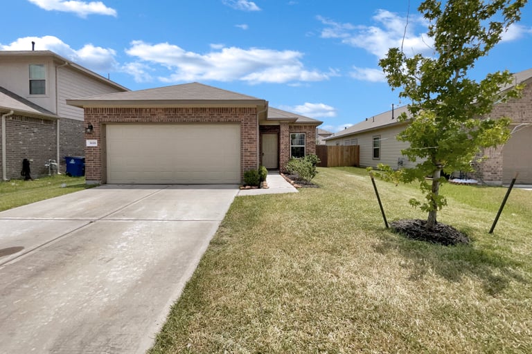 See details about 3618 Yellow Arbor Dr, Humble, TX 77338