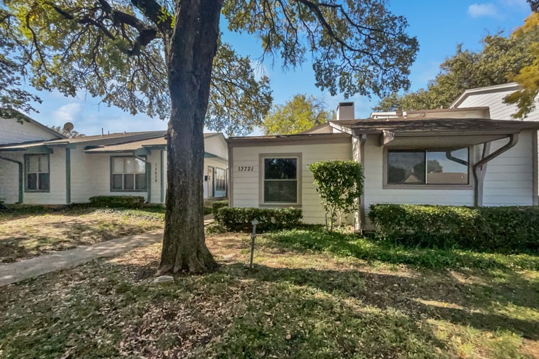 13721 Brookgreen Cir, Dallas, TX 75240 Opendoor Exclusives