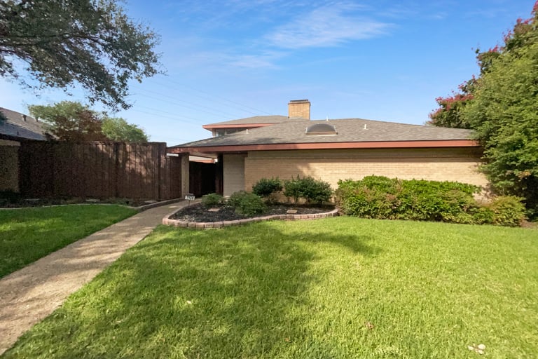 See details about 7126 Manor Oaks Dr, Dallas, TX 75248