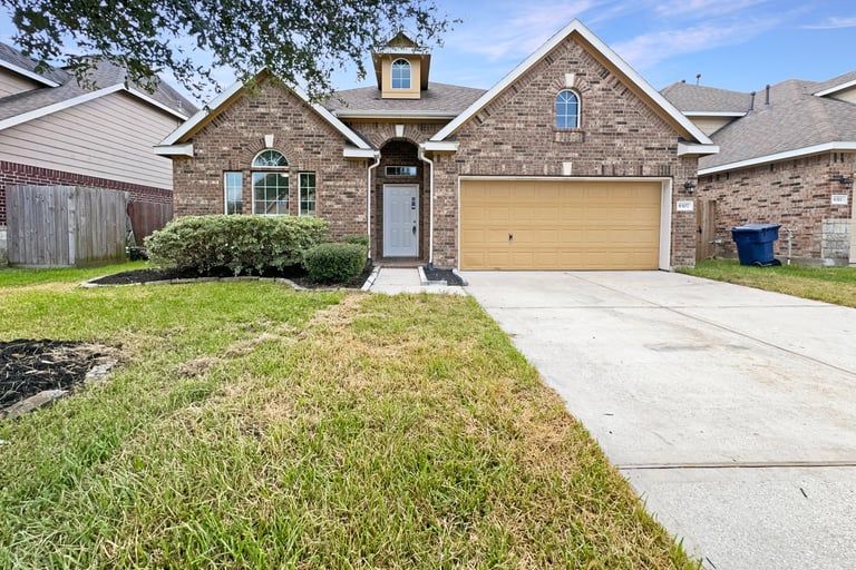 See details about 8307 Bay Oaks Dr, Baytown, TX 77523