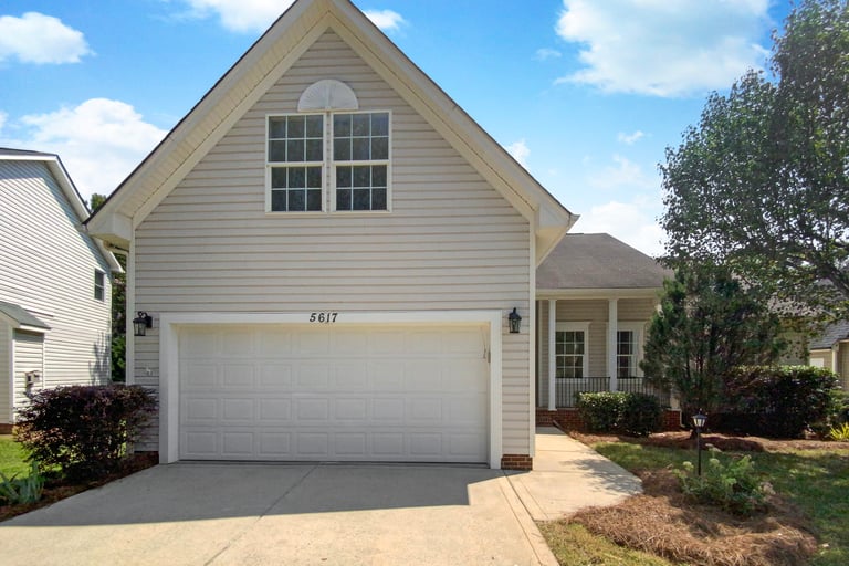 See details about 5617 Davis Ridge Dr, Charlotte, NC 28269