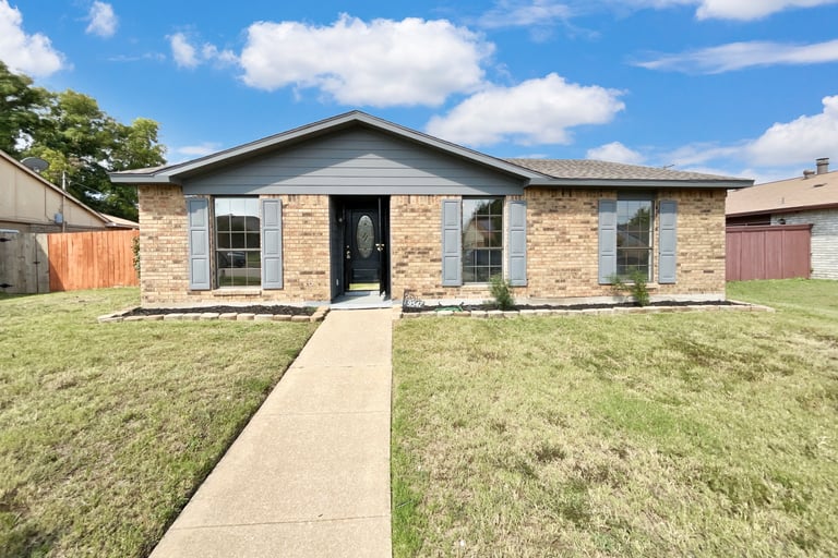 See details about 9547 Sophora Dr, Dallas, TX 75249