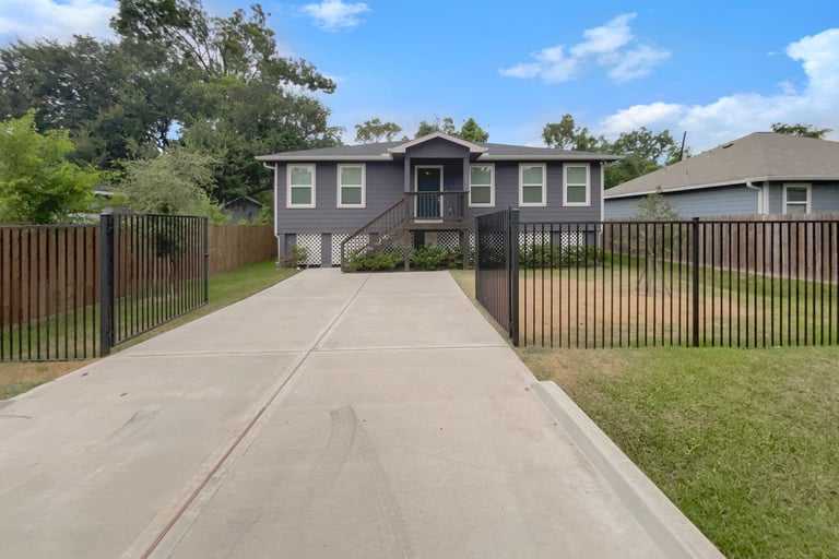 See details about 6011 Marwood Dr, Humble, TX 77396