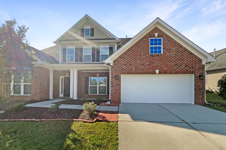 See details about 9 Oxmoor Dr, Durham, NC 27703