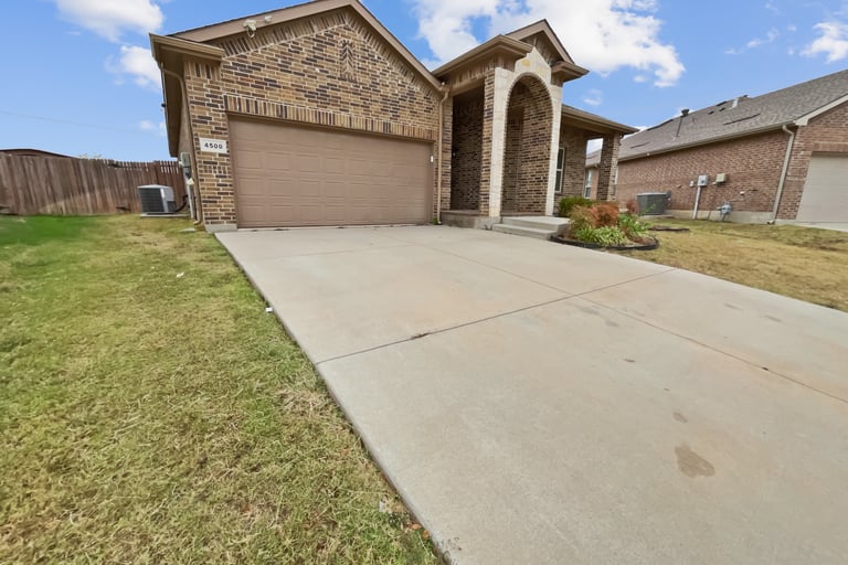 See details about 4500 Gunnison Dr, Denton, TX 76208