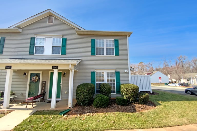 See details about 2643 Meadow Knoll Dr, Charlotte, NC 28269