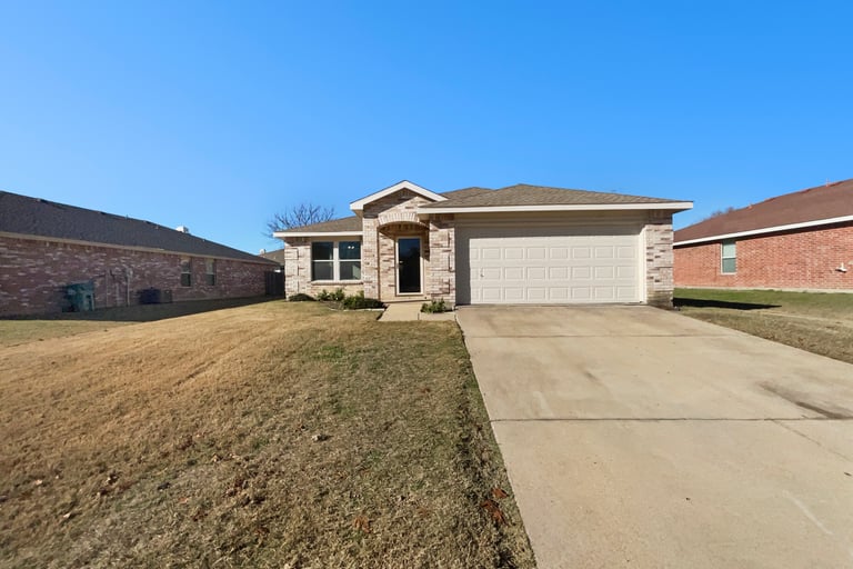 See details about 7612 Shoal Bnd, Denton, TX 76210