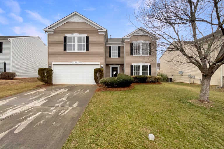 See details about 3418 Pikes Peak Dr, Gastonia, NC 28052