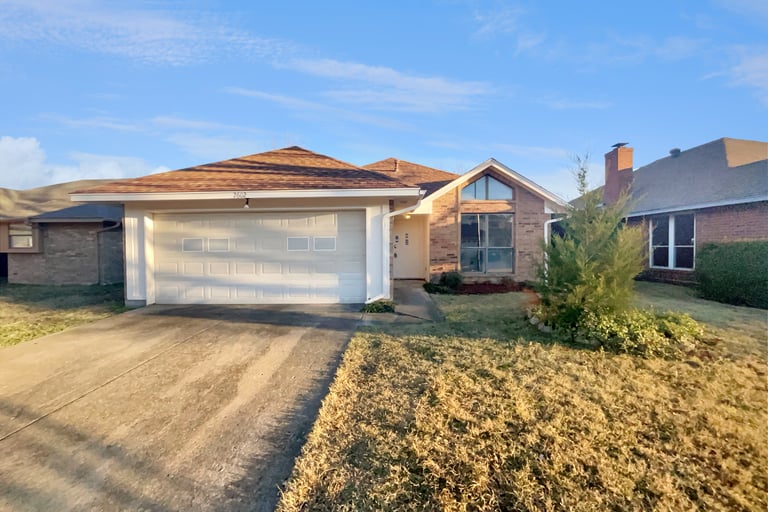 See details about 2602 Shalimar Dr, Garland, TX 75040
