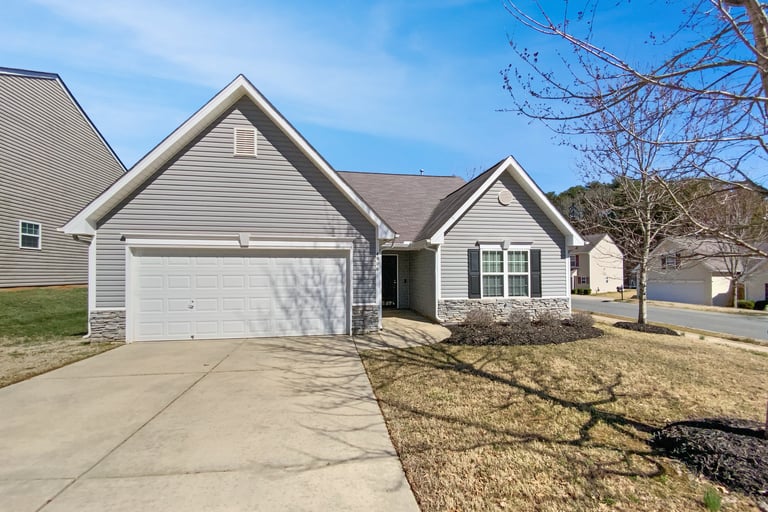 See details about 4906 Lynn Lee Cir, Charlotte, NC 28269
