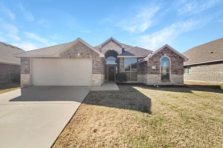 See details about 2274 Red Chute Dr, Dallas, TX 75253