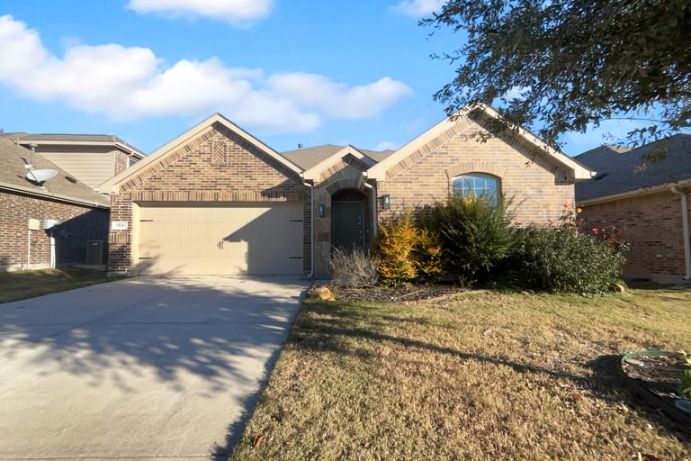 See details about 1314 Crescent View Dr, Anna, TX 75409