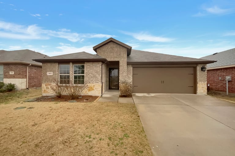 See details about 804 Draper Dr, Fate, TX 75189
