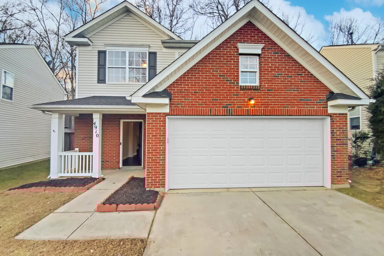 See details about 4910 Muskogee Dr, Charlotte, NC 28212