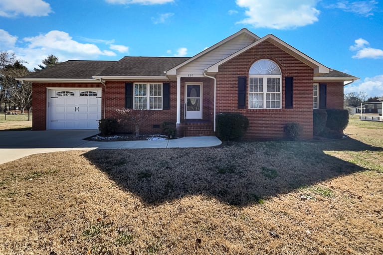 See details about 898 Sage Field Ln, Lincolnton, NC 28092