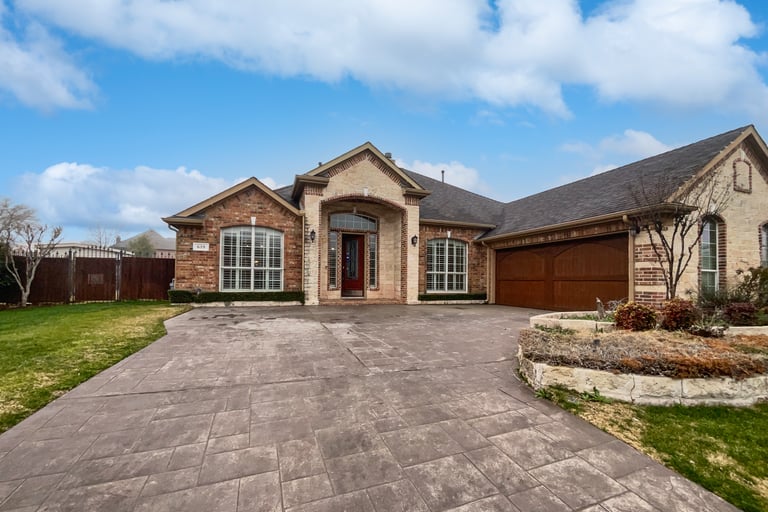 See details about 619 Hammond Dr, Mansfield, TX 76063
