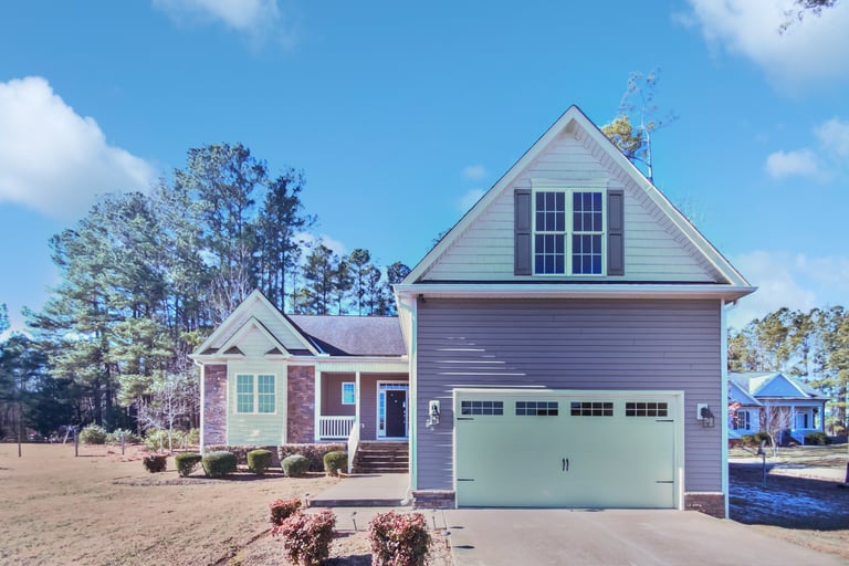 See details about 1813 Ferrell Meadows Dr, Zebulon, NC 27597