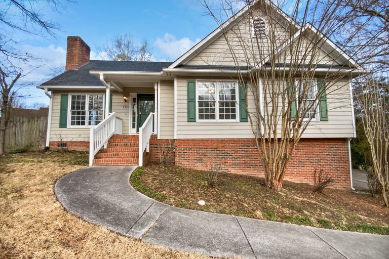 See details about 3321 Beech Bluff Ln, Raleigh, NC 27616