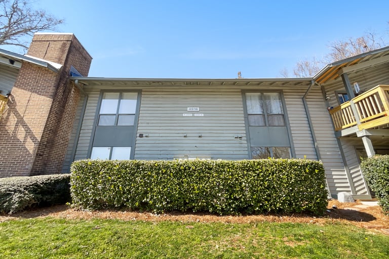 See details about 4918 Sardis Rd, Apt E, Charlotte, NC 28270