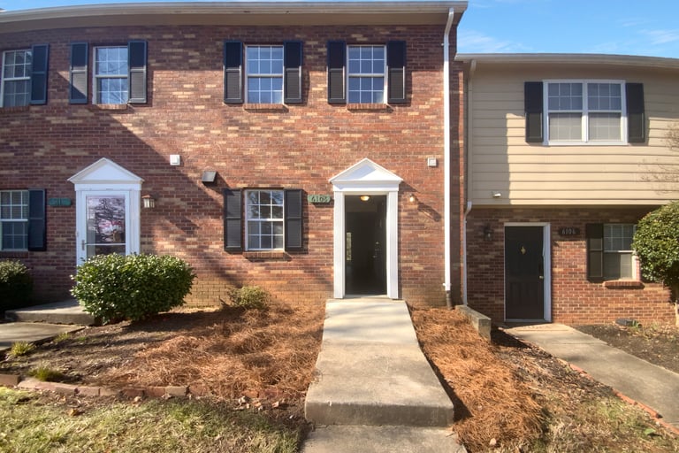 See details about 6108 Heath Ridge Ct, Charlotte, NC 28210
