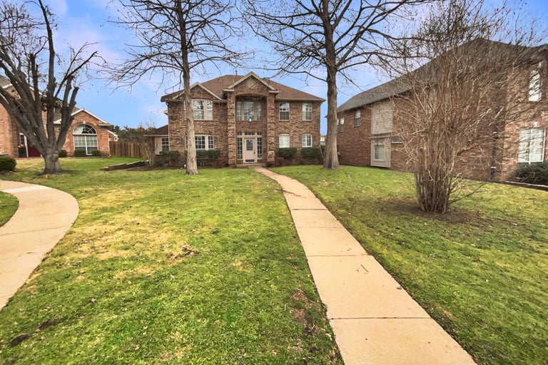 See details about 2804 Buena Vista Ct, Carrollton, TX 75007