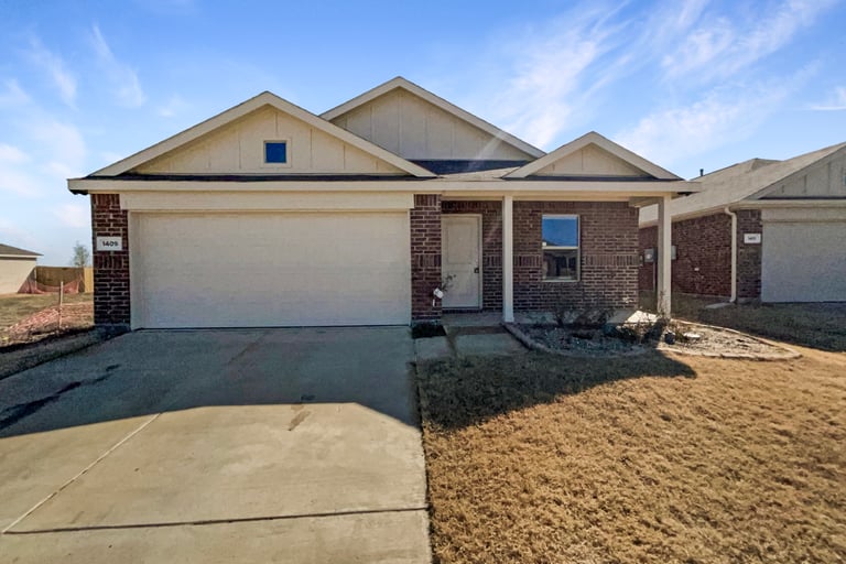 See details about 1409 Dovekie Dr, Forney, TX 75126