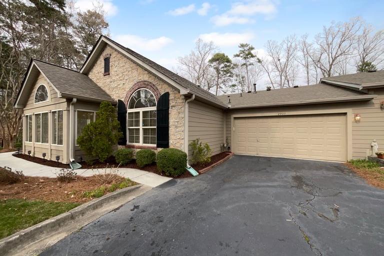 See details about 2905 Polo View Ln, Matthews, NC 28105