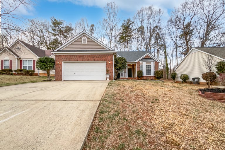 See details about 7129 Spandril Ln, Charlotte, NC 28215