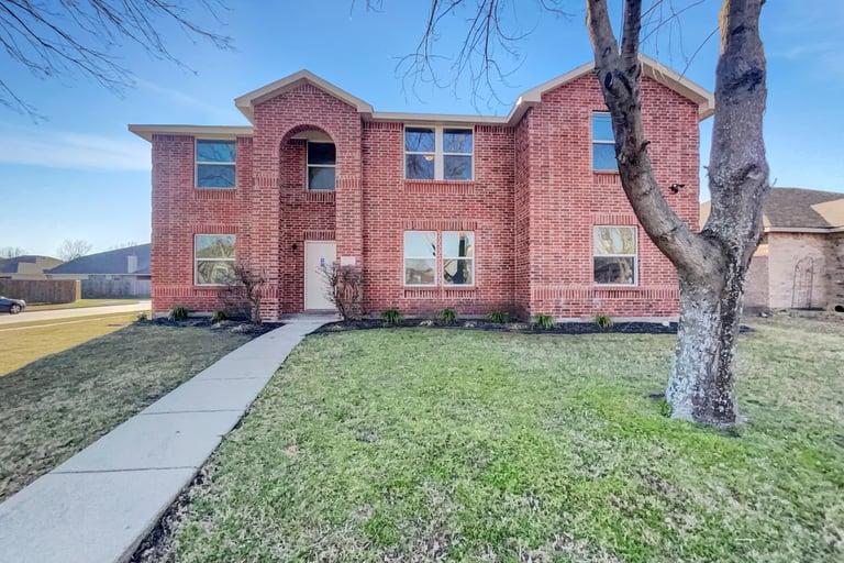 See details about 2813 Lake Vista Dr, Wylie, TX 75098