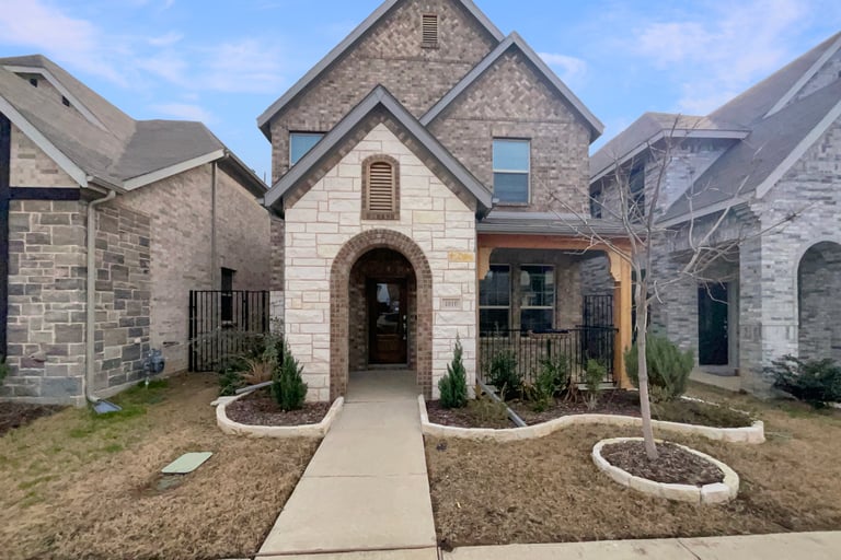 See details about 4010 Saddlehorn Way, Sachse, TX 75048