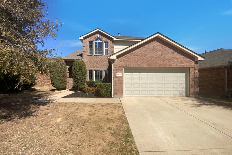 See details about 2825 Muskrat Dr, Fort Worth, TX 76244