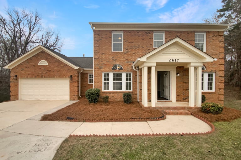 See details about 2617 Tuckton Ct, Charlotte, NC 28262