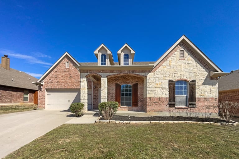 See details about 1609 Salado Trl, Weatherford, TX 76087