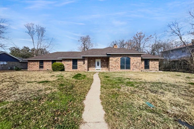 See details about 201 Ashe Bend Dr, Rowlett, TX 75087