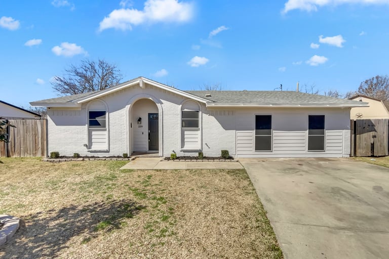 See details about 339 Shady Ct, Burleson, TX 76028