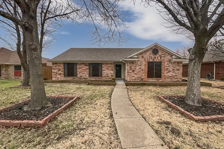 See details about 4005 Highmeadow Dr, Rowlett, TX 75088